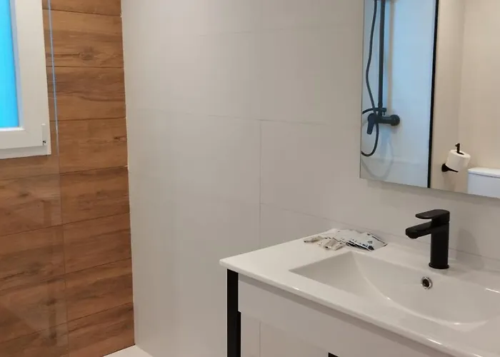 Montreal Premium * סיירה נבדה